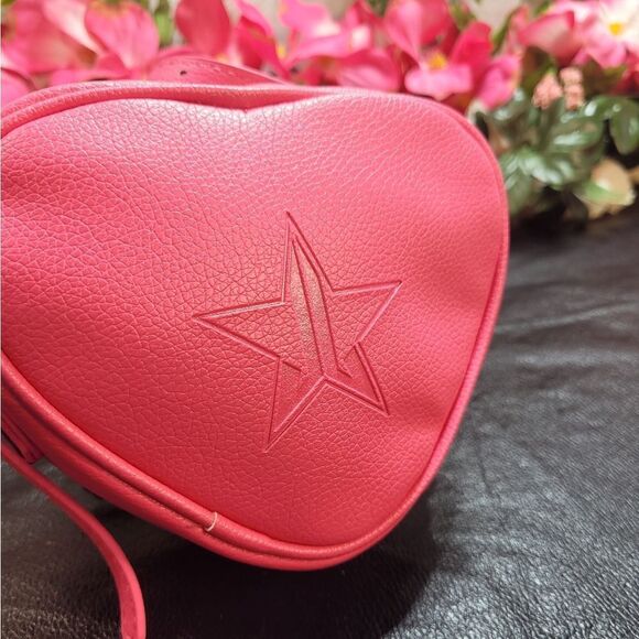 New Jeffree Star Valentines Mystery Bag 2022 - Picture 7 of 11